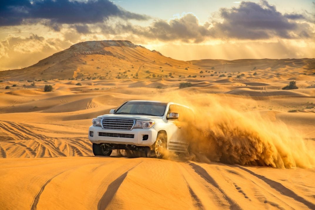 Desert-Safari-Dune-Bashing-Tour-4WD-on-san-1073x715.jpg