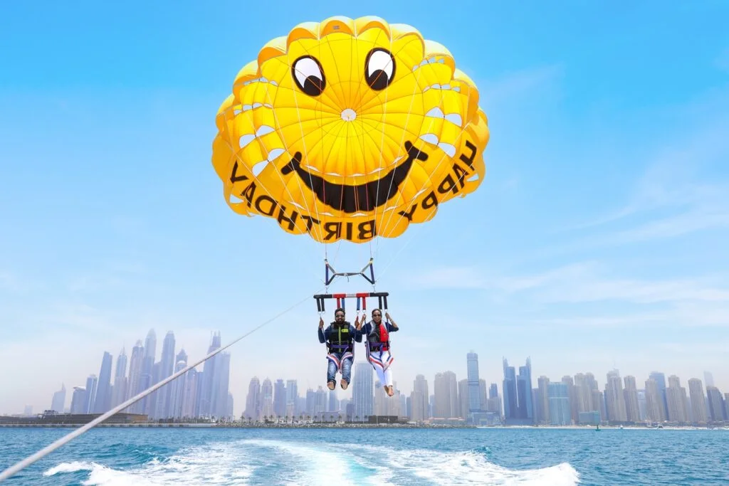 Parasailing in Dubai