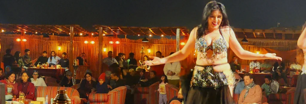 belly dance in desert safari